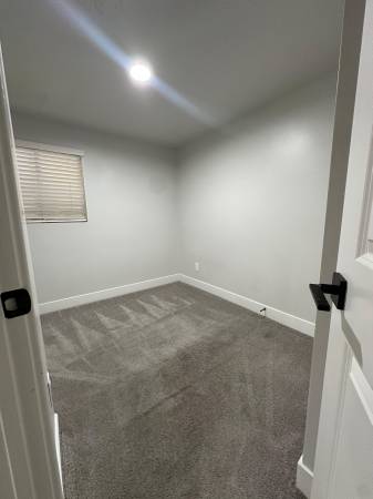 $2,200 / 4br - Basement For Rent / Sotano en Renta (Washington City)63932724861058123