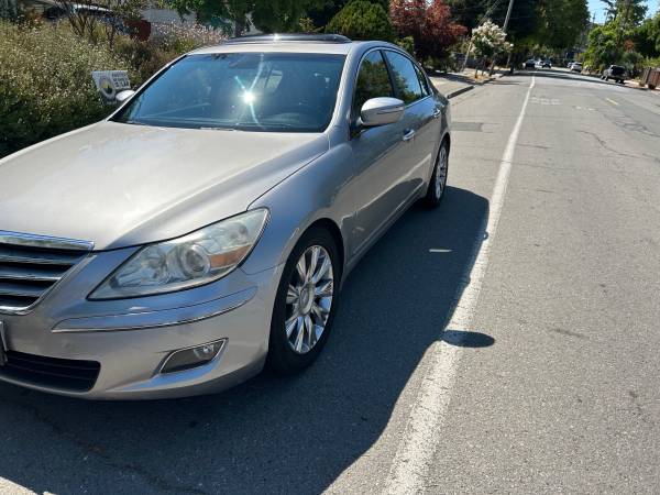 2011 Hyundai Genesis 4 Door 3.8 L - $5,500 (petaluma)63469883817731120