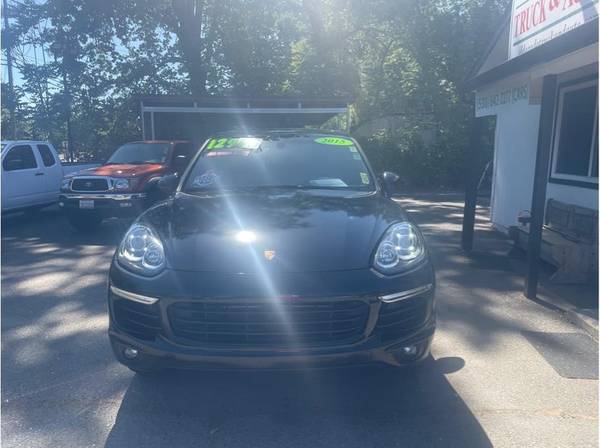 2015 Porsche Cayenne AWD Tracción en las Cuatro Ruedas ¡LUJO ASEQUIBLE! SUV - $13,995 (Eldorado Truck and Auto)63619306038145122