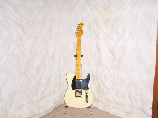 Nice SX Vintage Series Tele, sounds great, looks great. 1