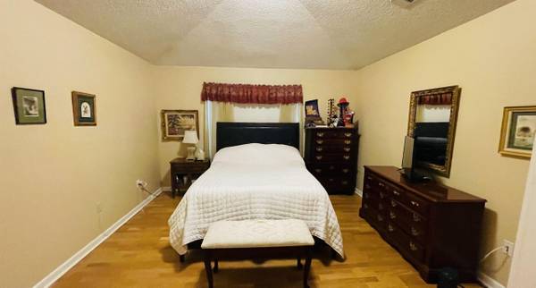 $750 / 1br - 792ft2 - Bright 1-Bedroom Corner Unit in Gated 55+ Community! (Baton Rouge, LA)63678544164993120