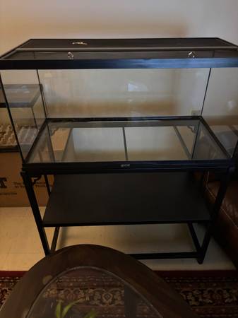 40 gallon terrarium with Stand 1