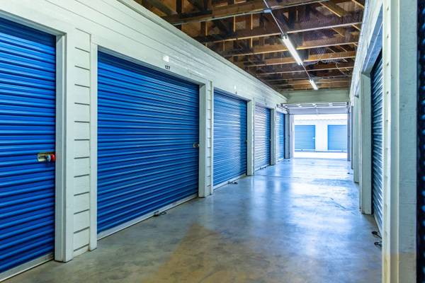 $1 📦50% off for the rest of the year on clean, cheap, secure storage64151599427971122