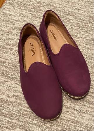 Charix women's suede slip on loafers size 10 1