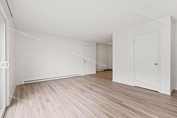$1,350 / 2br - 768ft2 - Cozy Gresham Home w/ Modern Updates, Green Space & Easy Access (Portland)63820848693377123
