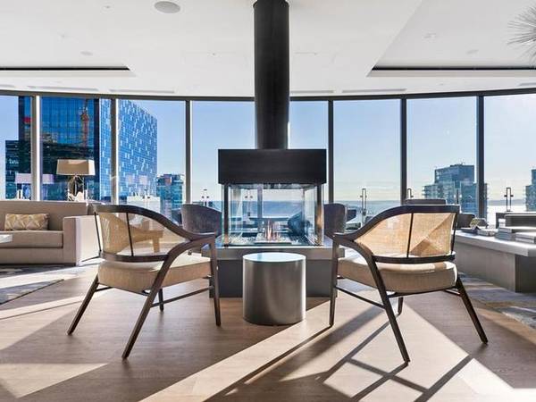 $3,140 / 1br - 643ft2 - Location, Community, Quality Living. It Starts Here! (South Lake Union)63852482248193123
