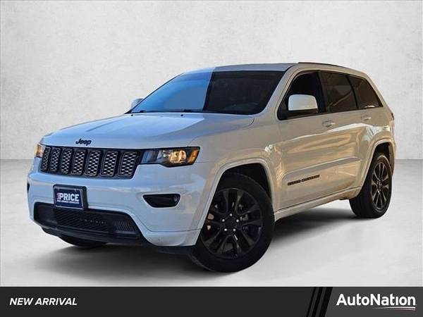 2017 Jeep Grand Cherokee  Altitude SUV 1