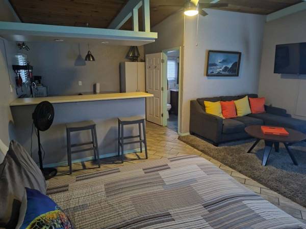 $1,525 Wi-Fi, Basketball Court, On-Site Laundry Facilities (8710 Prunedale North Rd, Salinas, CA)64009499094018121