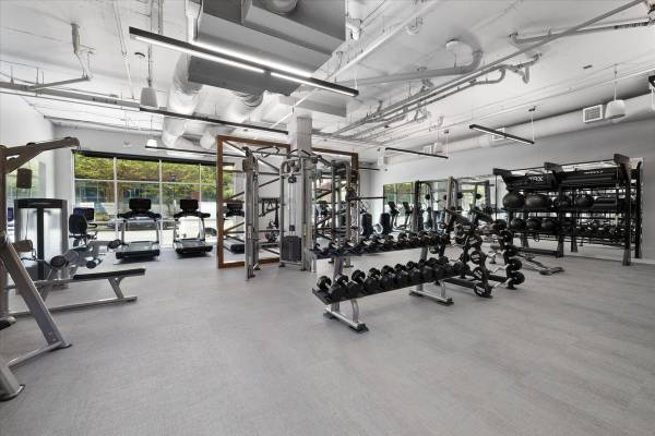 $1,950 / 553ft2 - Limited Time: 6 Weeks Free! Inviting Studio With Balcony & Gym (Redmond, Downtown Redmond)63786707812227121
