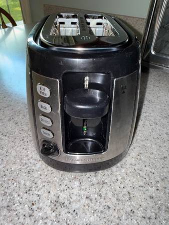 toaster by Hamilton Beach 1
