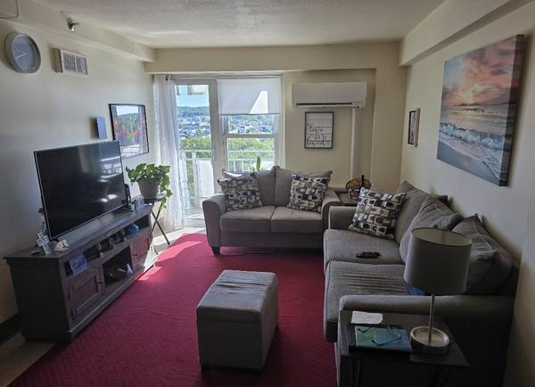 Good condition and extremely comfortable 1