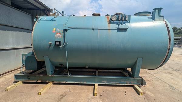 Cleaver Brooks Packaged Firetube Gas Boiler, 250 HP, 10,460,000 BTU 1
