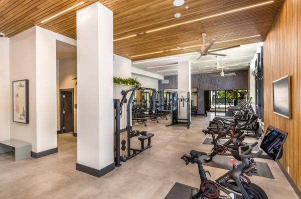 $2,115 / 1hab - 802ft2 - Vistas, áreas de estar de concepto abierto, instalaciones para lavado y cuidado de mascotas (Vancouver)63672636667139123