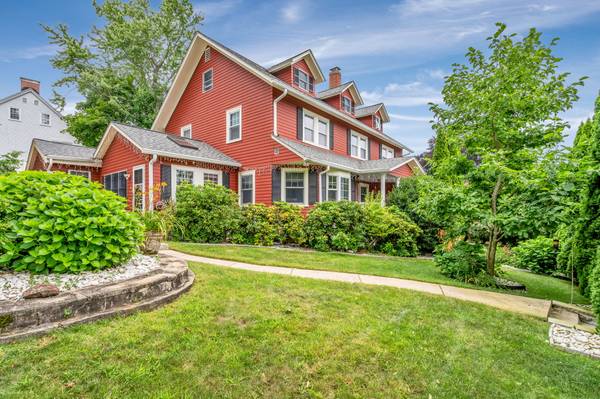 $1,000 / 2br - Furnished Rooms For Rent $1000.00 Monthly (Medford Ma)63996406098691120