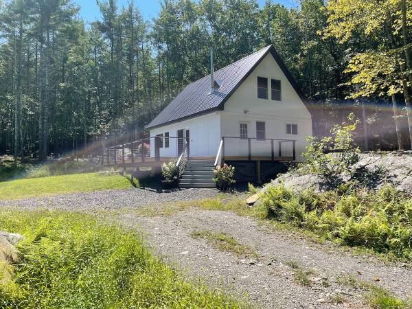 $2,500 / 1br - Long-Term Rental: Spacious Cottage in Hudson Valley Setting /Catskills (ACCORD)64035736947971120