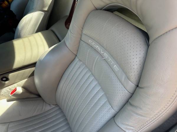 2003 Chevy Corvette 50th Anniversary Edition - $26,500 (Middletown)63613663079425124