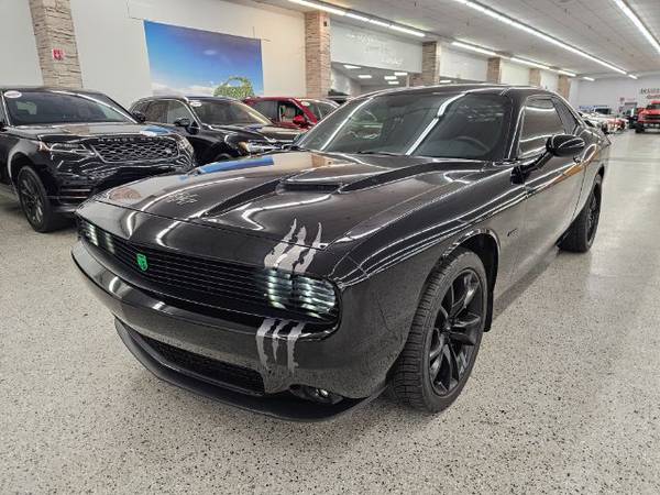 2017 Dodge Challenger 1