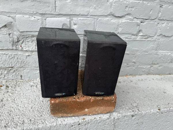 Sonos Connect S1 Witeless Home Audio Receiver & Speakers. - $149 (Belmont, Ma)63471242274819124