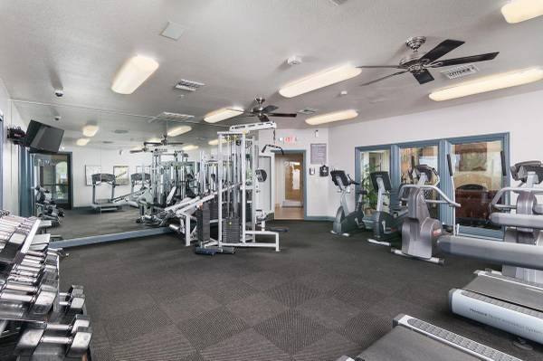 $2,100 / 1br - 740ft2 - Pet-Friendly Apartments Located in Menifee (Menifee)64028082494082123