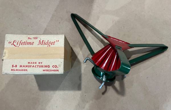 Vintage Christmas Tree Stand 1