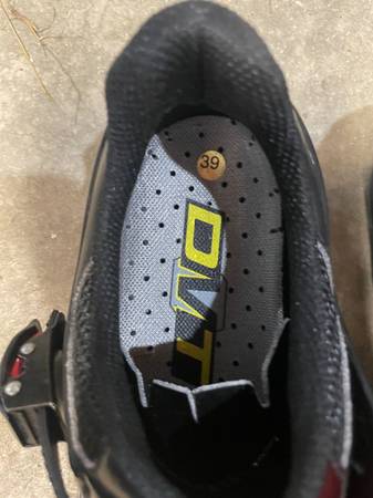 Zapatos de ciclismo para mujer de alta calidad, suela de carbono, talla 39, nuevos - $4563437980186627124