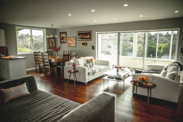 $1,500 Large Furnished Bedroom, Private Bath - Great Location, great views! (Baldwin Hills)63952926951810120