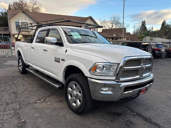 2014 RAM 2500 Laramie Crew Cab*4X4*Paquete de remolque*Cámara trasera*GAS 6.4L - $26,599 (Supreme Auto Llame al 916-695-3086 fair oaks)63483021413761124