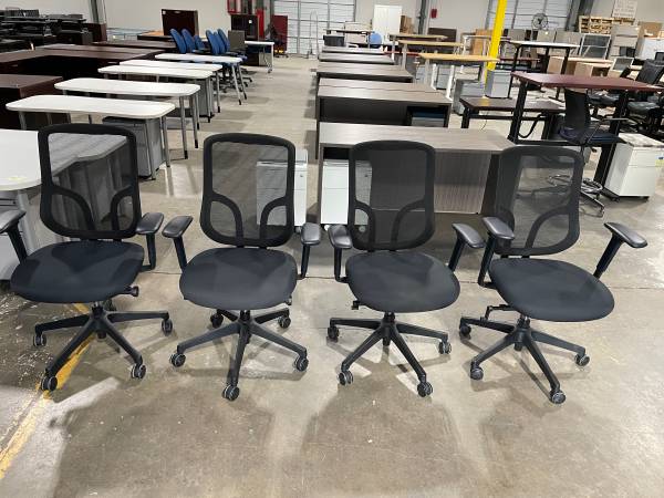 10 Matching Black Mesh Office Rolling Computer Chairs! Only $40 ea! 1