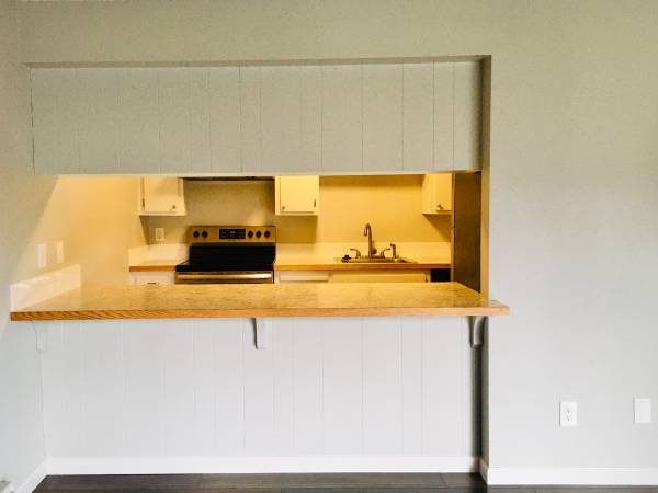 $1,995 / 2br - 960ft2 - ¡Hermoso apartamento de 2 habitaciones con amplio balcón privado! (Bothell)63850640462465124