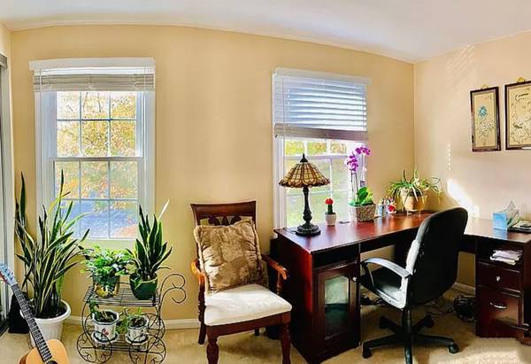 $1,100 / 400ft2 - 🎈 2bd /1ba (Private)  Furnished in the Upscale Neighborhood !  🎈 (North Potomac)63916758690691123