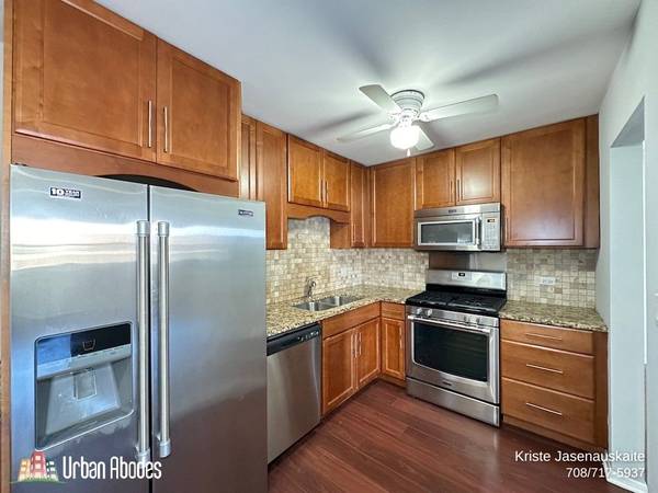$2,395 / 2br - 1000ft2 - $300 off First Months Rent  2 Bedroom, 2 Bath in Highland Park (Highland Park)63781631570177121