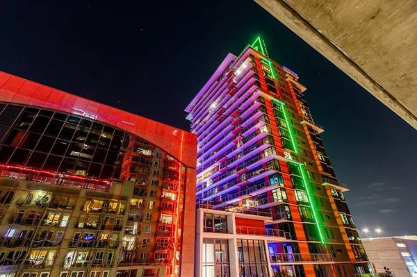$2,875 / 1hab - 661ft2 - ¡No pase por alto este apartamento de una habitación en Little Italy! (San Diego, California)63865592082819120