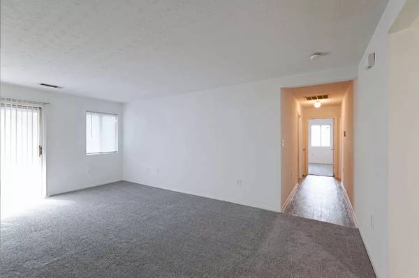 $1,179 / 2br - 1093ft2 - Quality living, budget-friendly price! Come see us today! (Stone Mountain)63963858828931120
