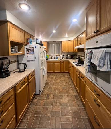 $550 / 1br - Room (9 ft x 10 ft) Available for Rent in House (Albany, OR)63624859996803122