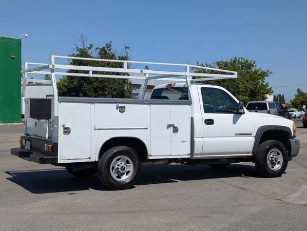 2005 GMC Sierra 2500HD - Photo 8