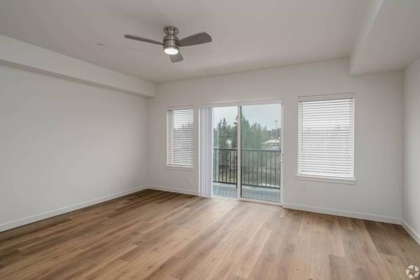 $2,622 / 1br - 877ft2 - Fully Equipped Fitness Center, 1 bedroom W/ Den , Located in Shoreline63934550576771124
