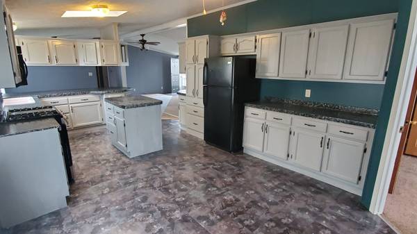 $49,995 / 3br - Casa de 3 habitaciones/2 baños con electrodomésticos de cocina completos! (Holland)63836547406977121