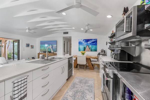 $2,400 / 4br - 01790ft2 - Exclusive Key West Dream Home!! (Key West)63923415322114123