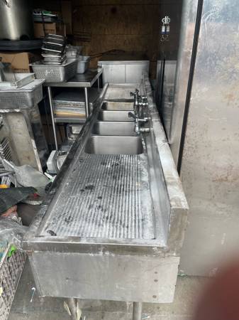 Bar commercials sink 4 sink 1