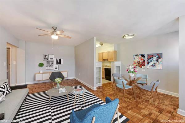$2,670 / 1br - 876ft2 - Rent an amazing 1 bed 1 bath – Close to transit and bus lines! (Washington)63896033132035123