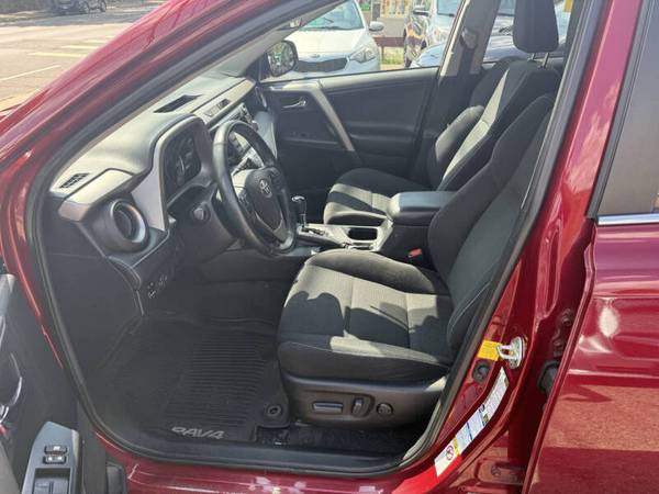 2018 Toyota Rav4 XLE**167K MI**AUTO**AWD**1 OWNER**SUNROOF! - $13,500 (Arlington, MA)63624473565699124