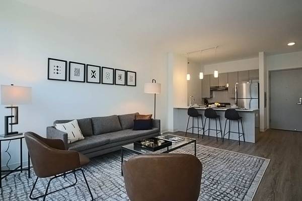 $2,839 / 2br - Luxury 2 Bedroom 1 Bathroom in West Loop (West Loop)63781441894787120
