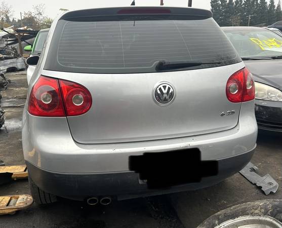 2007 Volkswagen Rabbit For Parts Only 1