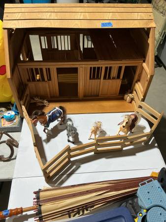 Yard sale photo