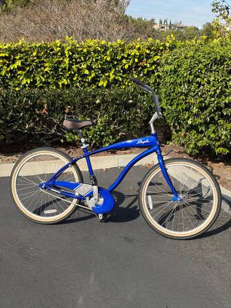 26" Giant Simple Beach Cruiser, Blue 1