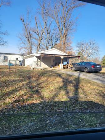 $60,000 3 a 4 habitaciones (West Frankfort)63688352067843121