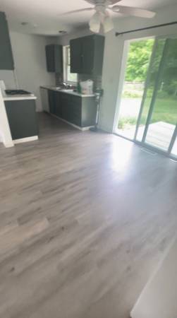 $1900.00 / 3br - 1056ft2 - CASA DE 3 DORMITORIOS EN TRAVERSE CITY - Garaje adjunto/Sótano64037895497474124