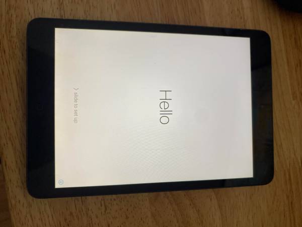 Apple iPad Mini 1