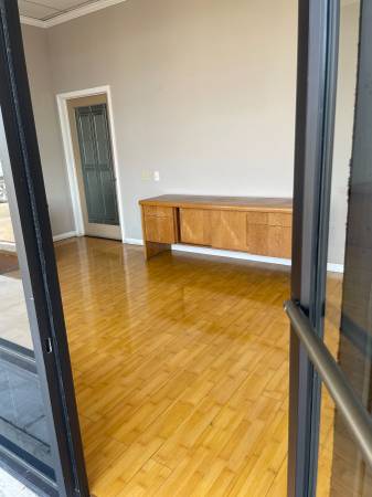 $2,079 / 1260ft2 - Visible Office or Retail Space at 2920 Arden Way!! (Arden Arcade)63961338820995122