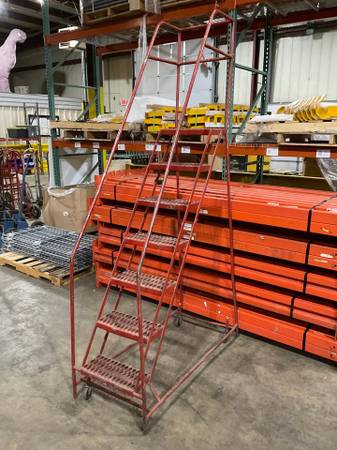 USED Rolling Step Ladder 1